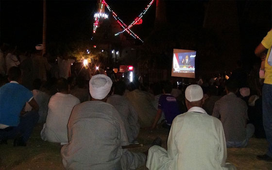   مصر اليوم - ردود الأفعال في الأقصر تتباين بين مؤيد ومعارض عقب خطاب الرئيس مرسي