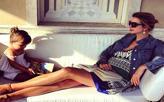   مصر اليوم - المشاهير يتمتعن بالأضواء والغنى ويدفعون مقابل ذلك ضريبة باهظة