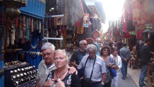   مصر اليوم - عدد السياح يتجاوز حاجز الـ 2 مليون إلى تونس منذ بداية 2013