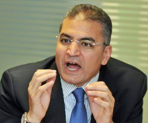   مصر اليوم - سلطان يدعو البرادعي وصباحي وشفيق لـمناظرة علنية