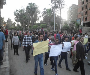 مصر اليوم - مسيرة رافضة لمرسي والإخوان في ميت غمر