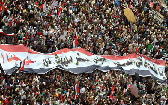   مصر اليوم - المتظاهرون يعتصمون في 4 ميادين قاهرية استعدادًا لـ 30 يونيو