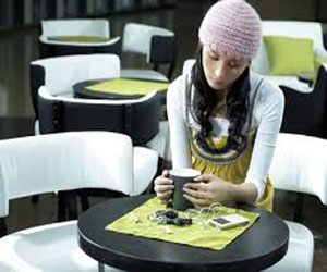 مصر اليوم - كيف تغلب على الشعور بالوحدة ؟