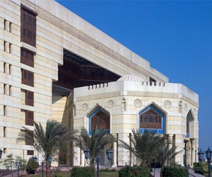   مصر اليوم - دار الإفتاء المصرية تدين العنف وتطالب بفتح تحقيق لتقديم الجناة للعدالة