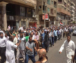 مصر اليوم - القوى الإسلامية والشعبية تنظم مسيرة دعمًا للشرعية في البحر الاحمر