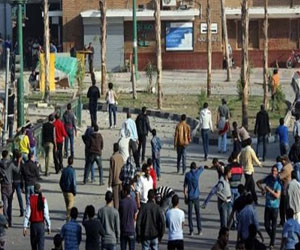   مصر اليوم - اشتباكات بين مؤيدي ومعارضي مرسي في الجيزة