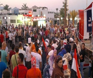   مصر اليوم - نائب بالشورى يشارك في مظاهرات ضد الرئيس في سيناء