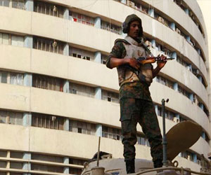   مصر اليوم - الحرس الجمهوري يتولى تأمين مبنى ماسبيرو