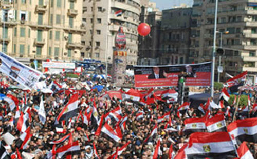   مصر اليوم - جماهير سوهاج تحتفل بـ عزل مرسي‏ وإنهاء حكم الإخوان