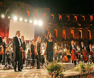   مصر اليوم - انطلاق الدّورة الـ28 لمهرجان الجم الدّولي للموسيقى السيمفونية