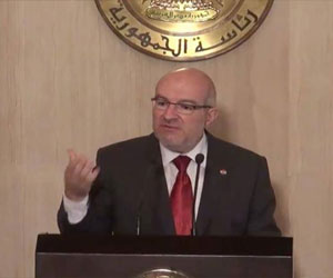   مصر اليوم - المتحدث الرئاسي يؤكد  تمسك مرسي بالشرعية