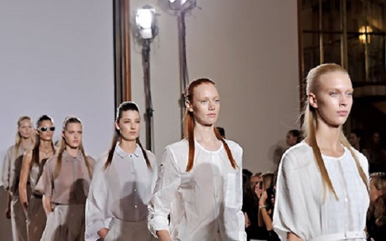   مصر اليوم - نيكول فرحي تدخل دائرة الخطر و100 وظيفة في دائرة الخطر