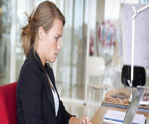   مصر اليوم - نوبات العمل الليلية تهدد المرأة بالسرطان