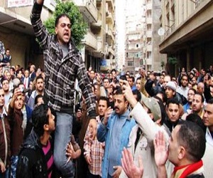   مصر اليوم - مؤيدو مرسي يقطعون طريق الكورنيش في الإسكندرية