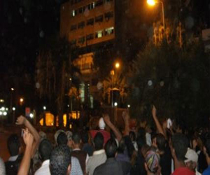   مصر اليوم - وفاة شاب وإصابة 110 مدنيين و14 عسكريًا في اشتباكات السويس