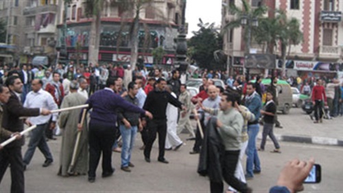   مصر اليوم - اندلاع أعمال عنف بين قوات الأمن و مؤيدي مرسي في السويس