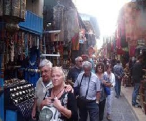   مصر اليوم - هولاند يدعوالسياح الفرنسيين إلى زيارة تونس