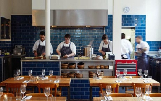 مصر اليوم - مطعم ذا كلوف كلوب في لندن لعشاق الطعام في الحدائق والمباني والمكاتب