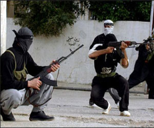 مصر اليوم - إصابة شخصين في هجوم علي كنيسة في بورسعيد