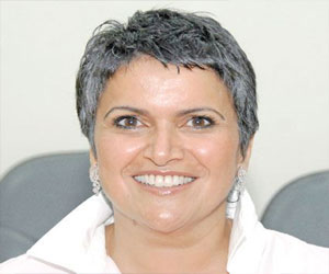   مصر اليوم - صفاء الهاشم: الدستور الكويتي ساوى بين الرجل والمرأة في الحقوق والواجبات