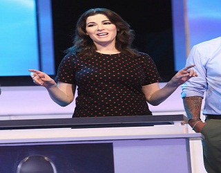   مصر اليوم - خلاف تشارلز ساتشي ونايجيلا لاوسون يتصاعد