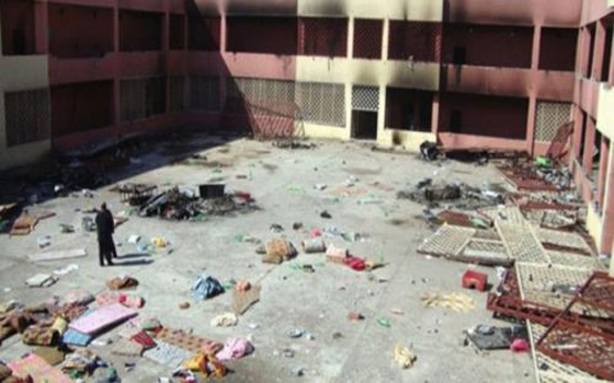   مصر اليوم - الملثمون تعلن مسؤوليتها عن هجوم سجن نيامي وإطلاق 30 جهاديًا