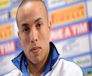   مصر اليوم - خرجة يطالب بمستحقاته المالية من العربي القطري