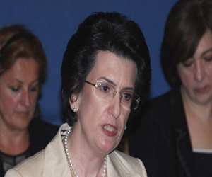   مصر اليوم - مرشحة الرئاسة في جورجيا تعد باعتقال رئيس البلاد في حال فوزها في الانتخابات