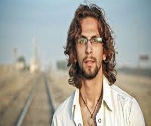 مصر اليوم - شادي الغيطاني يطرح أغنية بإيدك رحمتي