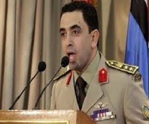   مصر اليوم - المتحدث العسكري ينفي الهجوم على مبنى الإرشاد التابع لقناة السويس