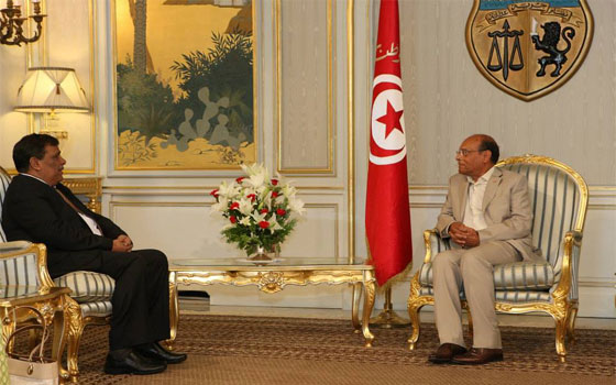 مصر اليوم - تونس والهند تبحثان آفاق الشراكة بين البلدين