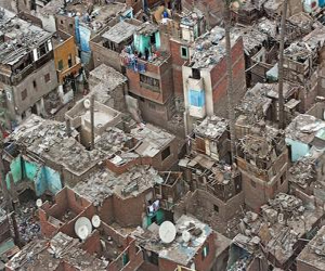   مصر اليوم - اقتصاد مصر يتأزم والبلد على شفا إفلاس