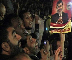   مصر اليوم - مسيرة بالآلاف لأنصار مرسي في الإسكندرية