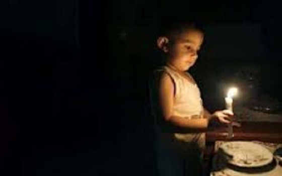 مصر اليوم - بيروت تعيش أقسى أزمة تقنين للكهرباء منذ أيام الحرب الأهلية