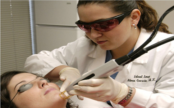   مصر اليوم - مصر اليوم يكشف خفايا مصحّات التجميل في المغرب