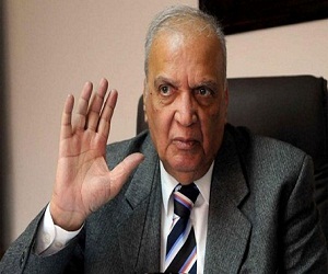   مصر اليوم - فرحات يعلن أسماء المشاركين في لجنة تعديل الدستور المعطل