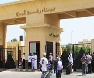   مصر اليوم - 1122 شخصًا إجمالي عدد العابرين لميناء رفح البري