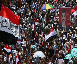   مصر اليوم - الآلاف من أنصار مرسي ينطلقون في مسيرة داخل الإسكندرية