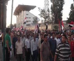 مصر اليوم - مسيرة في الإسماعيلية في جمعة حماية الثورة