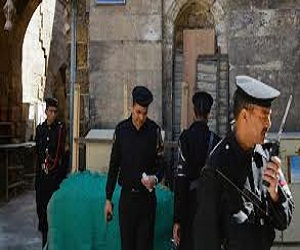   مصر اليوم - ضبط عصابة تخصصت في سرقة المصالح الحكومية والبازارات في الغردقة