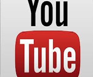   مصر اليوم - كاهن إيطالي يصبح نجم يوتيوب