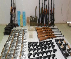   مصر اليوم - حرس الحدود يضبط 165 قطعة سلاح وأكثر من 15 ألف طلقة و69 ألف قرص مخدر