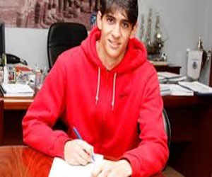   مصر اليوم - أتلتيكو مدريد يقدم عرضا جديدًا بـ 400 ألف دولار لتسوية نزاع الحارس بونو