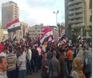   مصر اليوم - بدء توافد المتظاهرين علي ميدان سيدي جابر