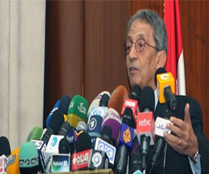   مصر اليوم - عمرو موسي يسلم رئاسة حزب المؤتمر للعرابي رسميًا