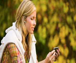   مصر اليوم - الاستماع إلى الأغاني الحزينة قد يحسن من حالتك المزاجية