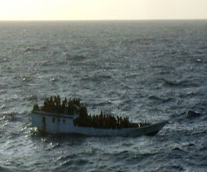   مصر اليوم - استقالة مسئول يمنى احتجاجًا على إطلاق النار تجاه سفينة جانحة