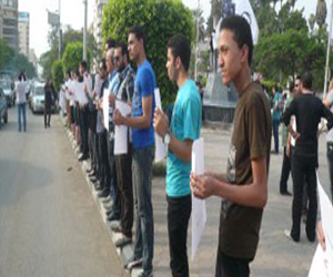   مصر اليوم - فرق عمل تطوعي في الإسماعيلية لتوزيع التمور على الصائمين