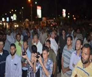   مصر اليوم - أنصار مرسي يتحرشون بالشرطة ويحاصرون منزل فودة