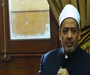   مصر اليوم - الدفاع عن شيخ الأزهر تنفي خبر استقالته